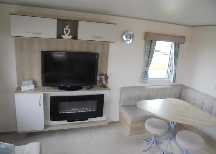 Kingfisher Merlin II 8 Berth Central Heated